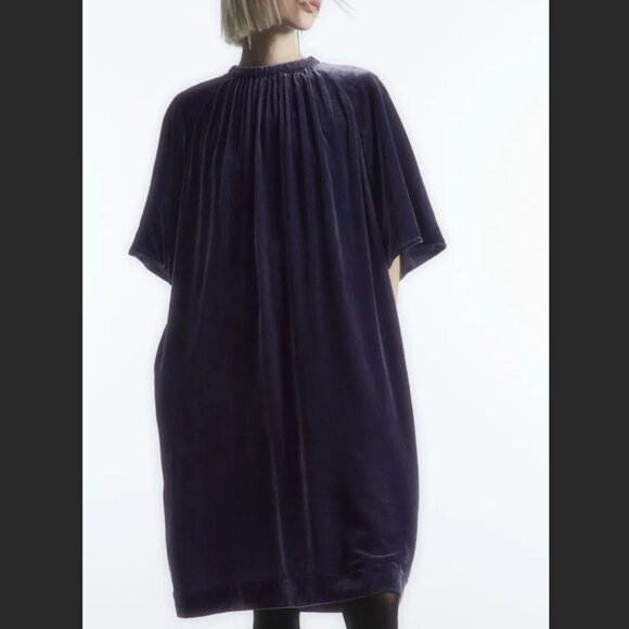 COS GATHERED SILK-BLEND VELVET MIDI DRESS size 6 NWOT - Picture 1 of 4